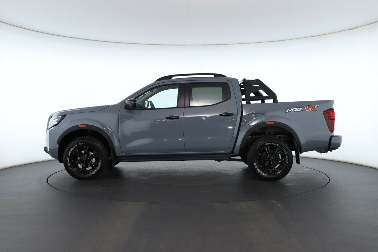 Nissan Navara image 3