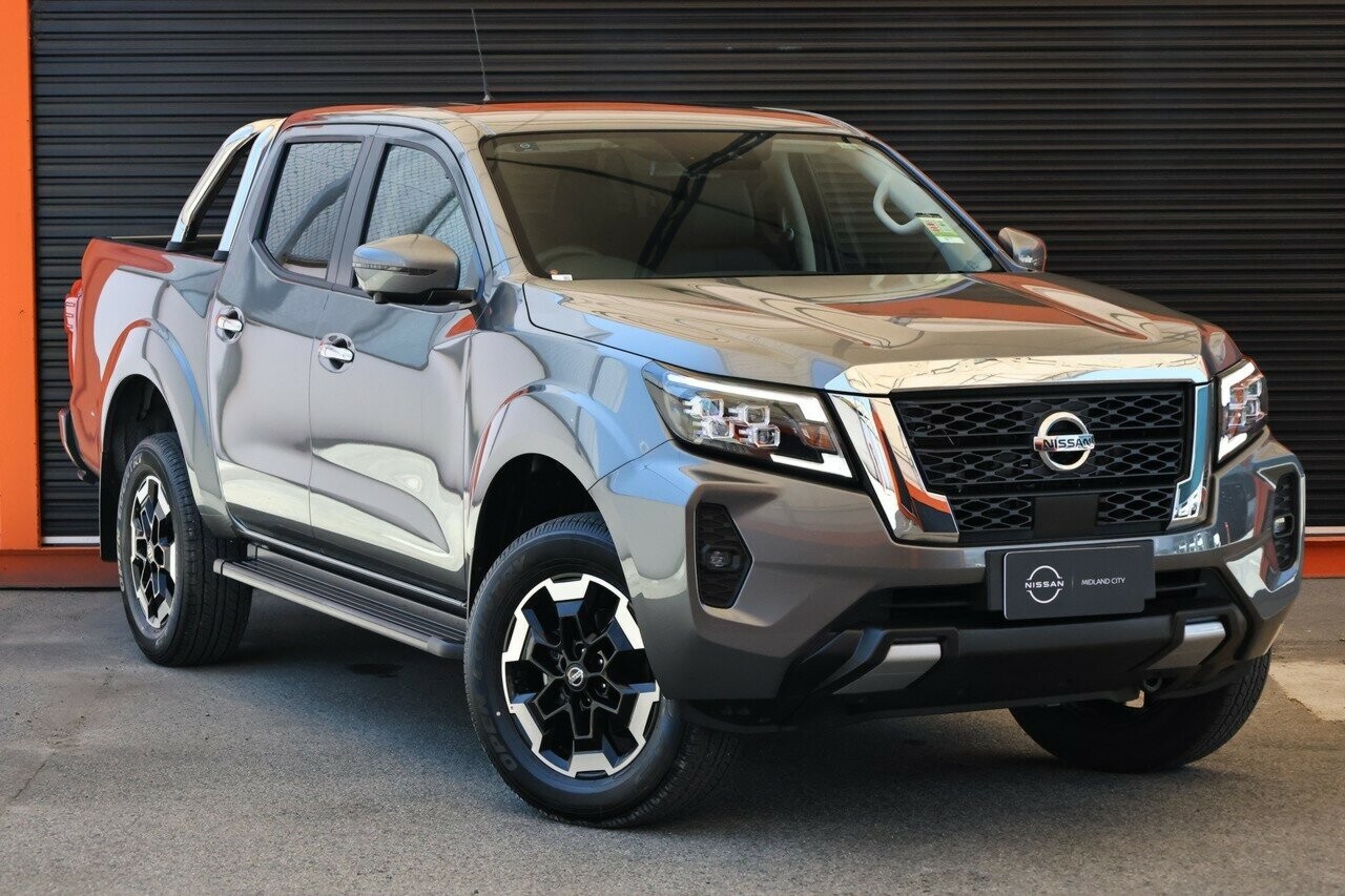 Nissan Navara image 1