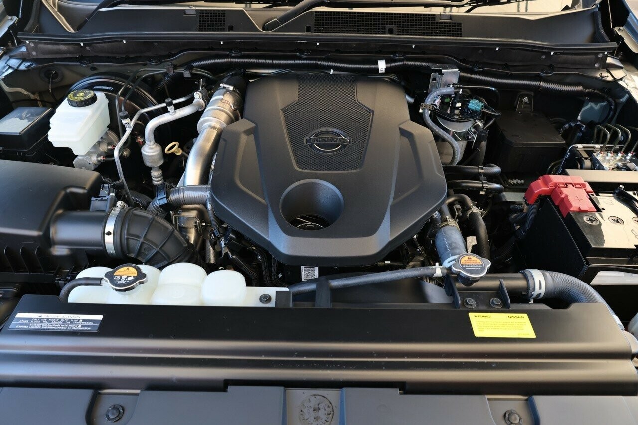 Nissan Navara image 4