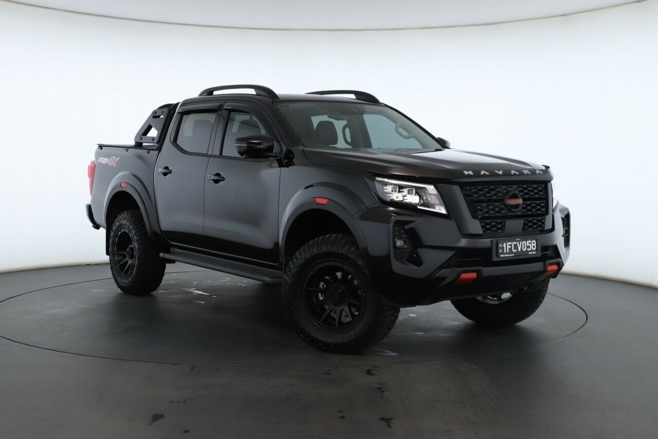 Nissan Navara image 1