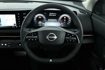https://vehicle-cdn.autoleague.cloud/30355_2955513_21.jpg