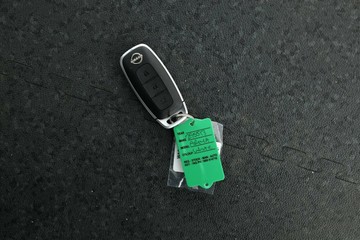 https://vehicle-cdn.autoleague.cloud/30355_2955513_37.jpg