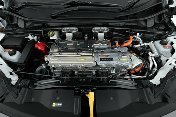 https://vehicle-cdn.autoleague.cloud/30355_2955513_6.jpg