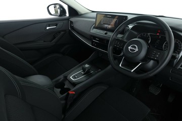 https://vehicle-cdn.autoleague.cloud/30355_29567240_18.jpg