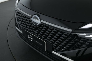 https://vehicle-cdn.autoleague.cloud/30355_29567240_7.jpg