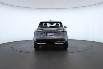 https://vehicle-cdn.autoleague.cloud/30355_2956731_14.jpg