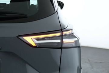 https://vehicle-cdn.autoleague.cloud/30355_2956731_16.jpg