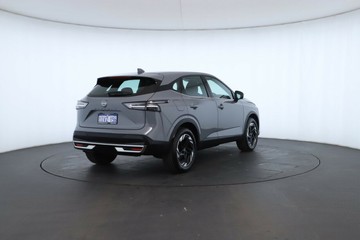 https://vehicle-cdn.autoleague.cloud/30355_2956731_17.jpg