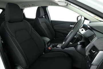 https://vehicle-cdn.autoleague.cloud/30355_2956813_11.jpg