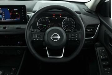 https://vehicle-cdn.autoleague.cloud/30355_2956813_14.jpg