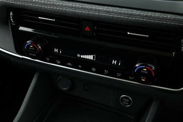 https://vehicle-cdn.autoleague.cloud/30355_2956813_20.jpg