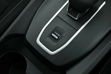 https://vehicle-cdn.autoleague.cloud/30355_2956813_22.jpg
