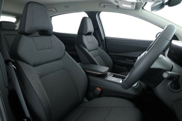 https://vehicle-cdn.autoleague.cloud/30355_2969444_18.jpg