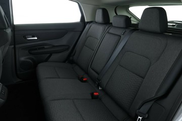 https://vehicle-cdn.autoleague.cloud/30355_2969444_33.jpg