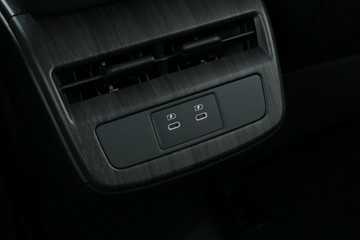https://vehicle-cdn.autoleague.cloud/30355_2969444_34.jpg