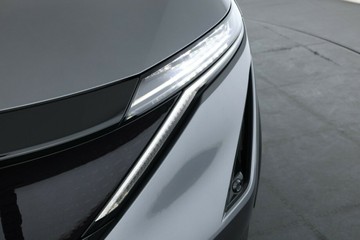 https://vehicle-cdn.autoleague.cloud/30355_2969444_7.jpg