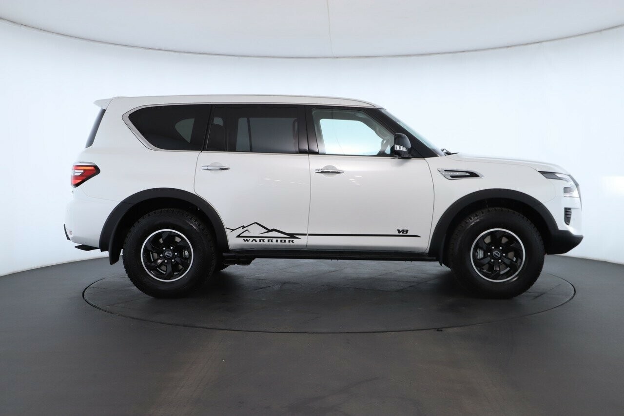 Nissan Patrol image 2