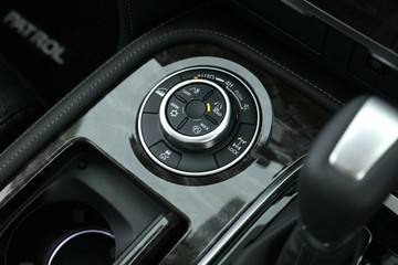 https://vehicle-cdn.autoleague.cloud/30355_2979478_31.jpg