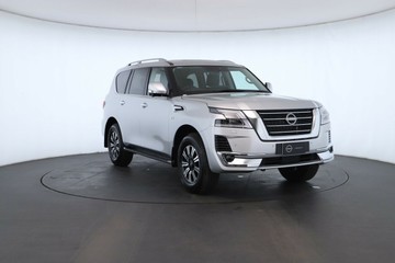 https://vehicle-cdn.autoleague.cloud/30355_2979478_5.jpg