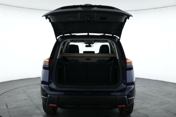 https://vehicle-cdn.autoleague.cloud/30355_2983661_16.jpg