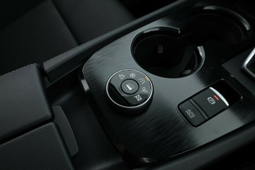 https://vehicle-cdn.autoleague.cloud/30355_2983661_31.jpg