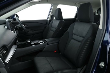 https://vehicle-cdn.autoleague.cloud/30355_2983661_33.jpg