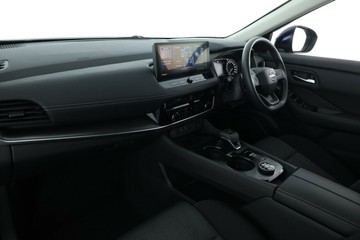 https://vehicle-cdn.autoleague.cloud/30355_2983661_34.jpg