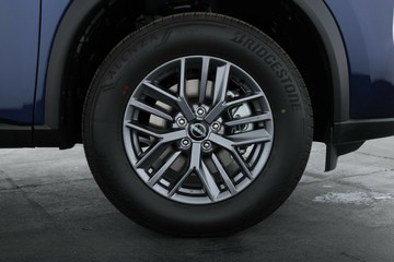 https://vehicle-cdn.autoleague.cloud/30355_2983661_4.jpg