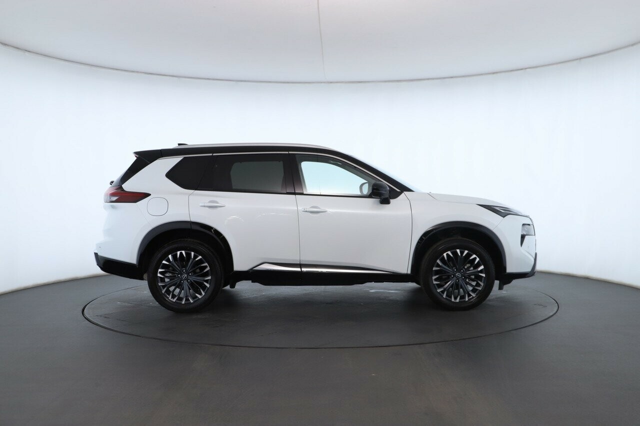 Nissan X-trail image 2