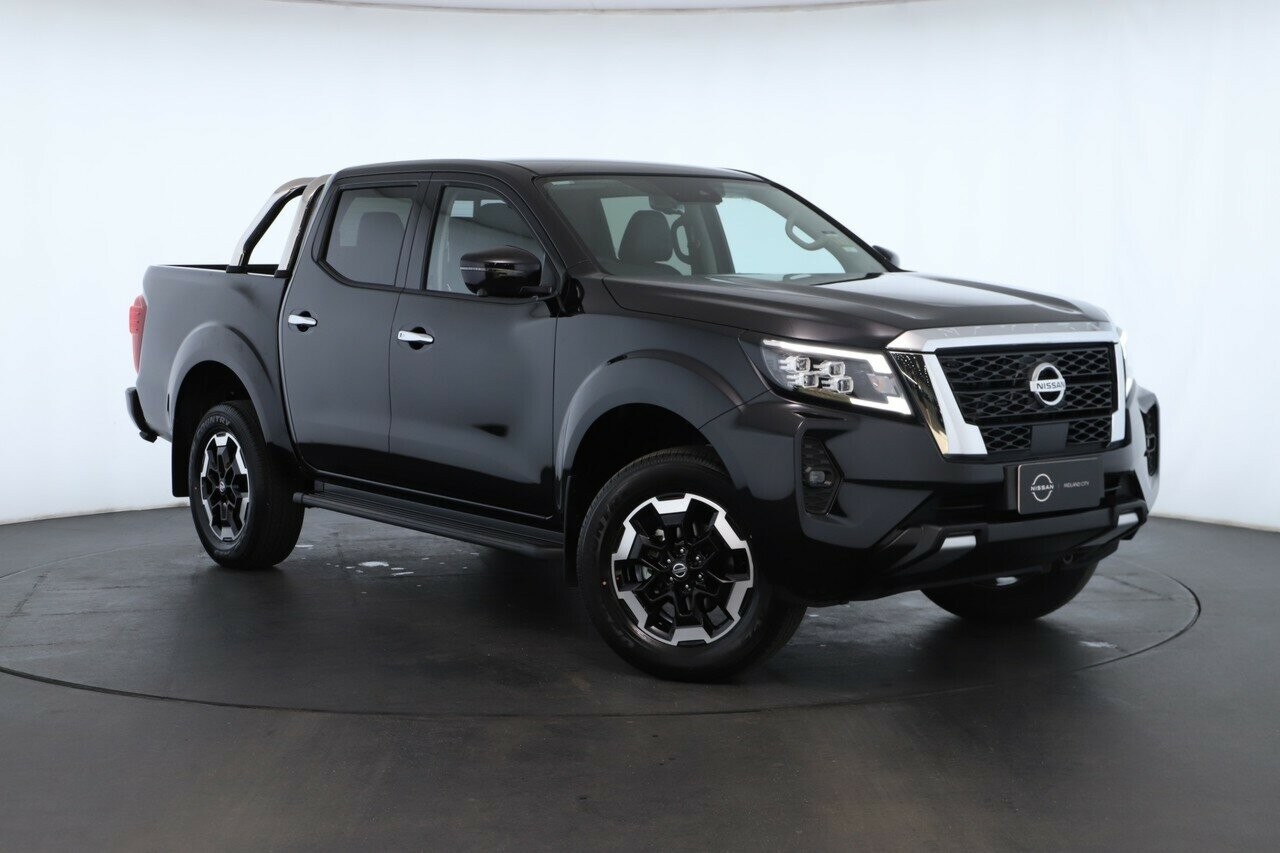 Nissan Navara image 1
