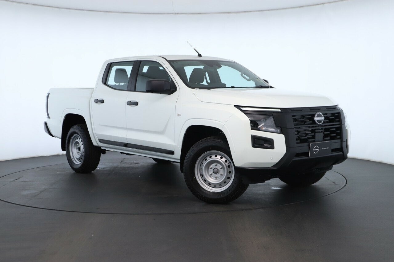 Nissan Navara image 1