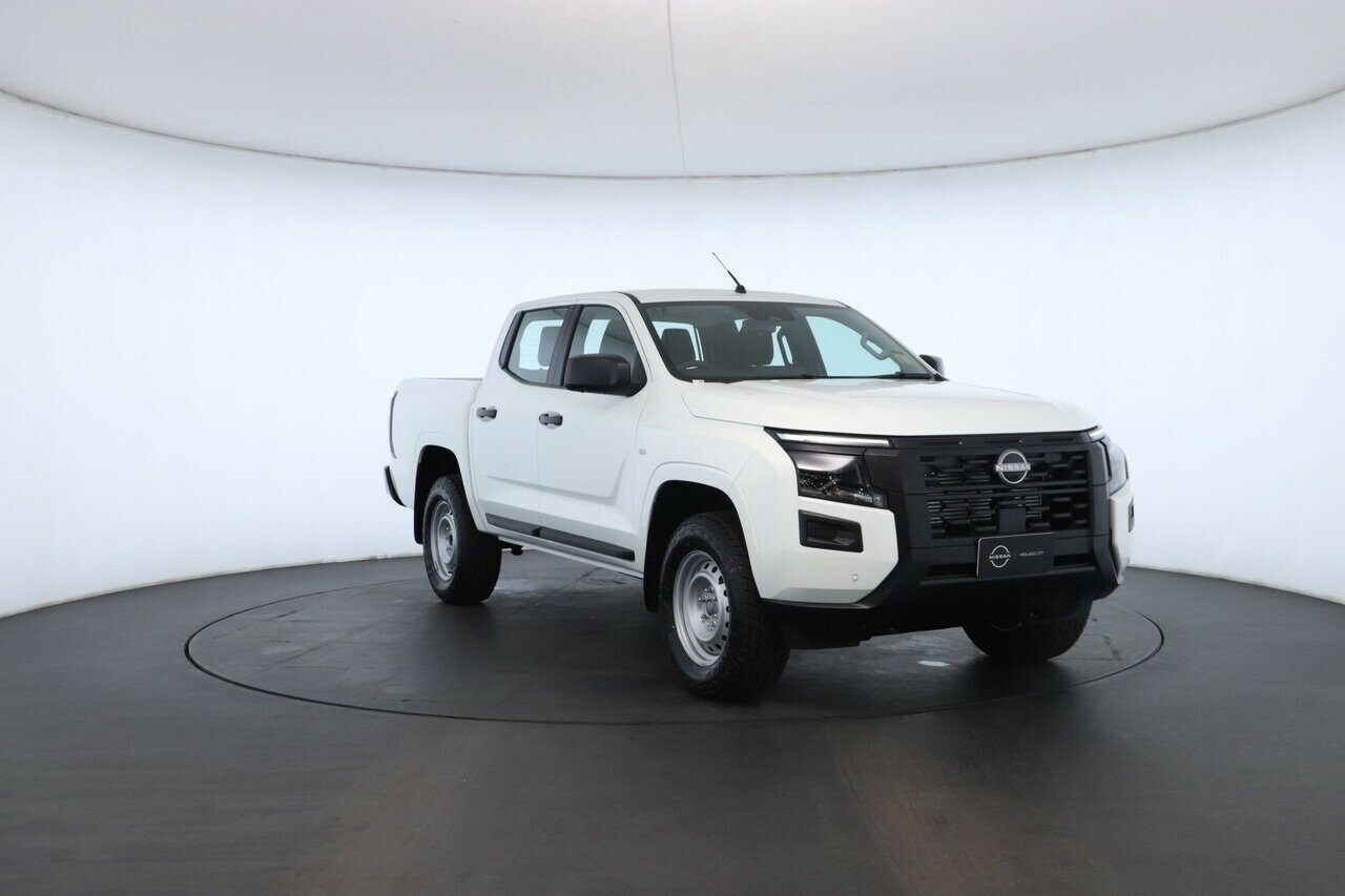 Nissan Navara image 4