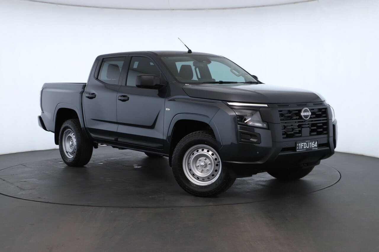 Nissan Navara image 1