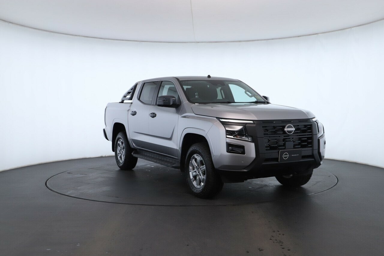 Nissan Navara image 4