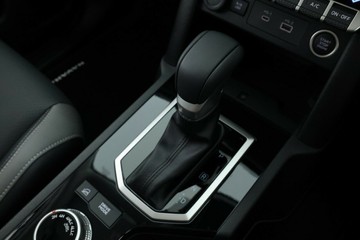 https://vehicle-cdn.autoleague.cloud/30355_2986912_28.jpg