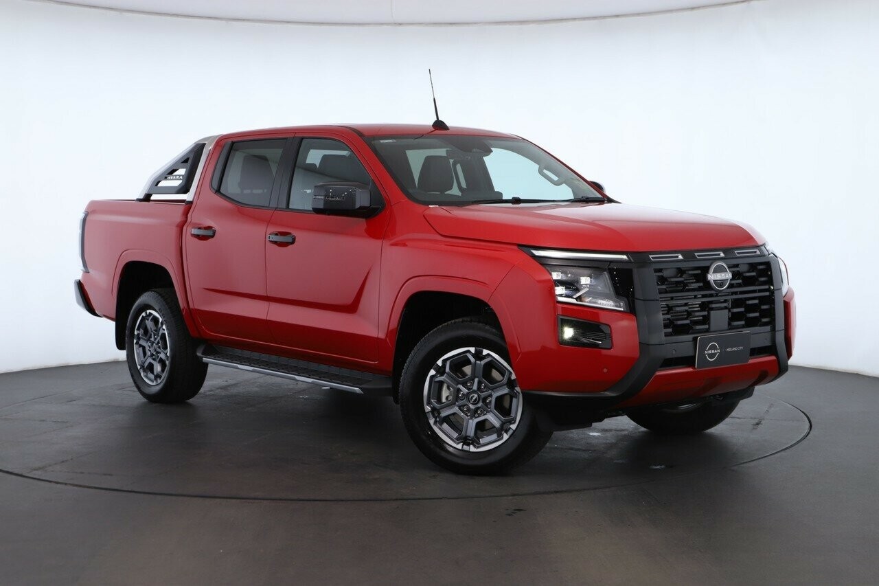 Nissan Navara image 1