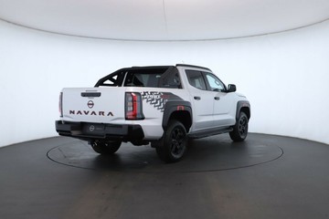 https://vehicle-cdn.autoleague.cloud/30355_2986930_17.jpg