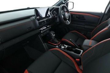 https://vehicle-cdn.autoleague.cloud/30355_2986930_34.jpg