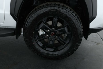 https://vehicle-cdn.autoleague.cloud/30355_2986930_4.jpg