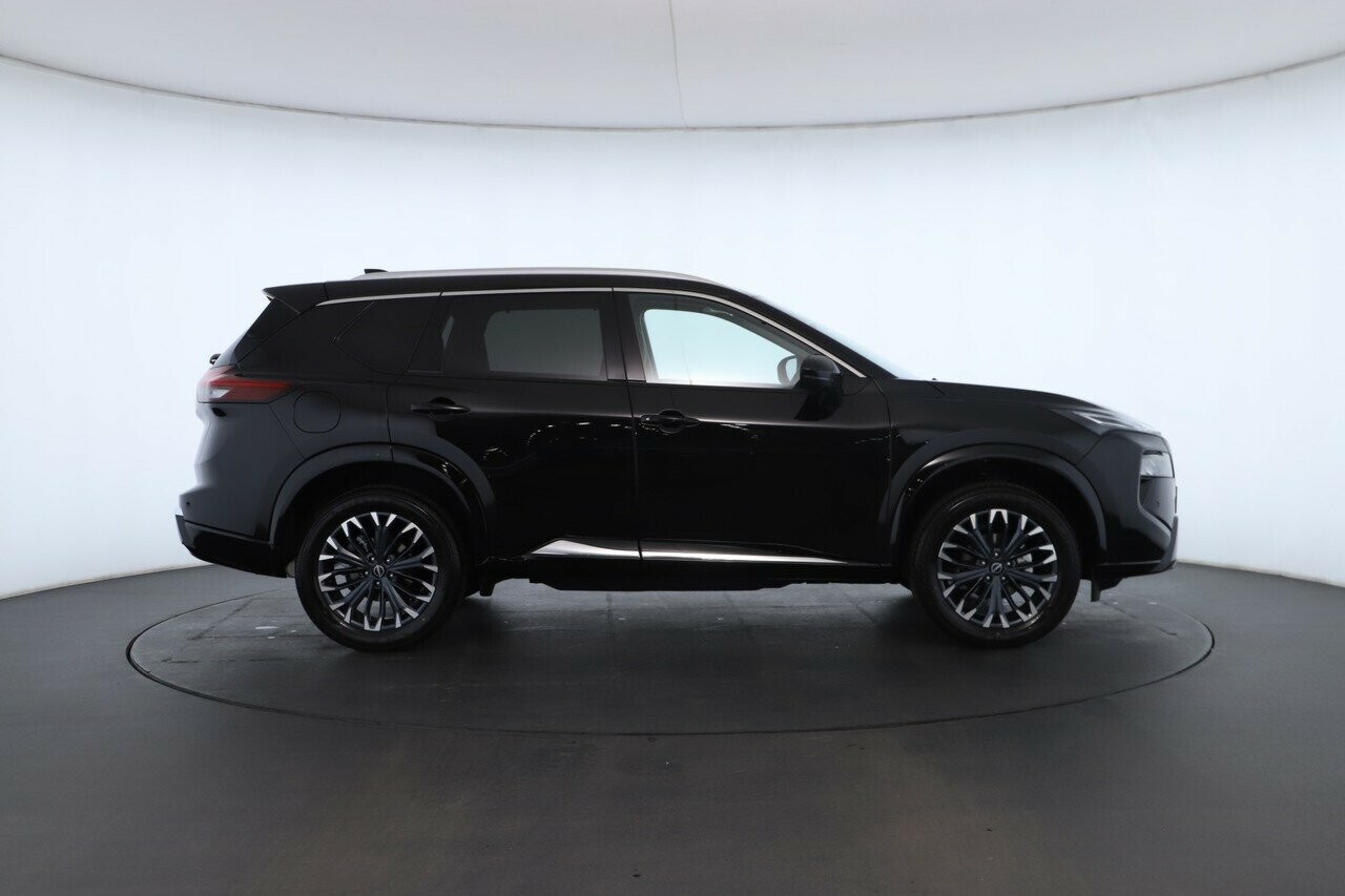 Nissan X-trail image 2