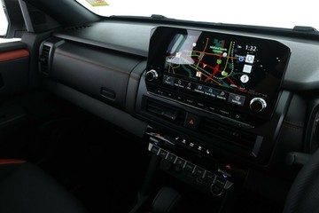 https://vehicle-cdn.autoleague.cloud/30355_2993821_23.jpg