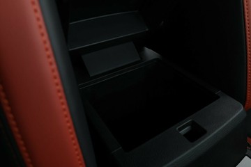 https://vehicle-cdn.autoleague.cloud/30355_2993826_33.jpg
