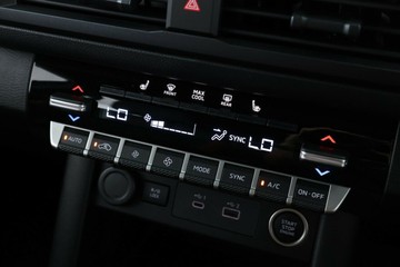 https://vehicle-cdn.autoleague.cloud/30355_2993867_27.jpg