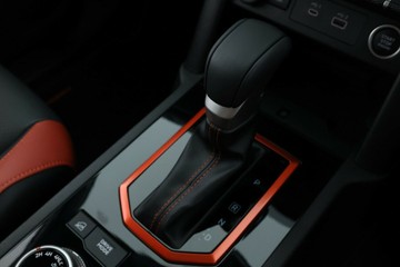 https://vehicle-cdn.autoleague.cloud/30355_2993867_29.jpg