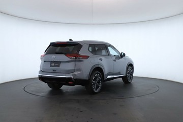 https://vehicle-cdn.autoleague.cloud/30355_3002176_17.jpg