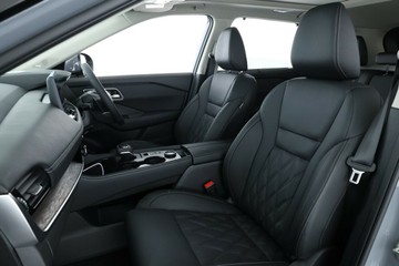 https://vehicle-cdn.autoleague.cloud/30355_3002176_32.jpg