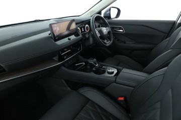 https://vehicle-cdn.autoleague.cloud/30355_3002176_33.jpg