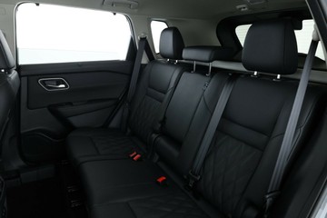 https://vehicle-cdn.autoleague.cloud/30355_3002176_34.jpg