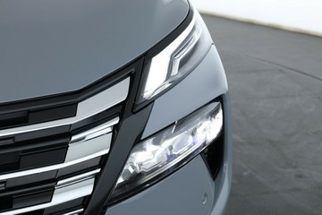 https://vehicle-cdn.autoleague.cloud/30355_3002176_7.jpg