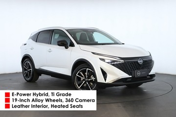 https://vehicle-cdn.autoleague.cloud/30355_3003239_1.jpg